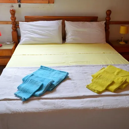 Country Bed & Breakfast *